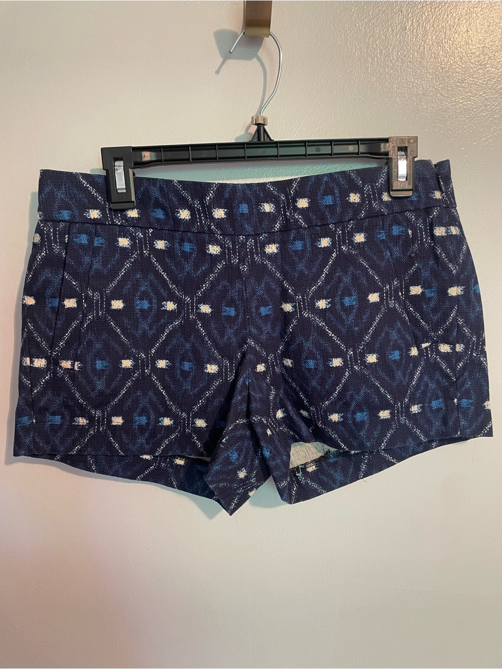 J. Crew Patterned Navy Blue Women’s Shorts sz 4